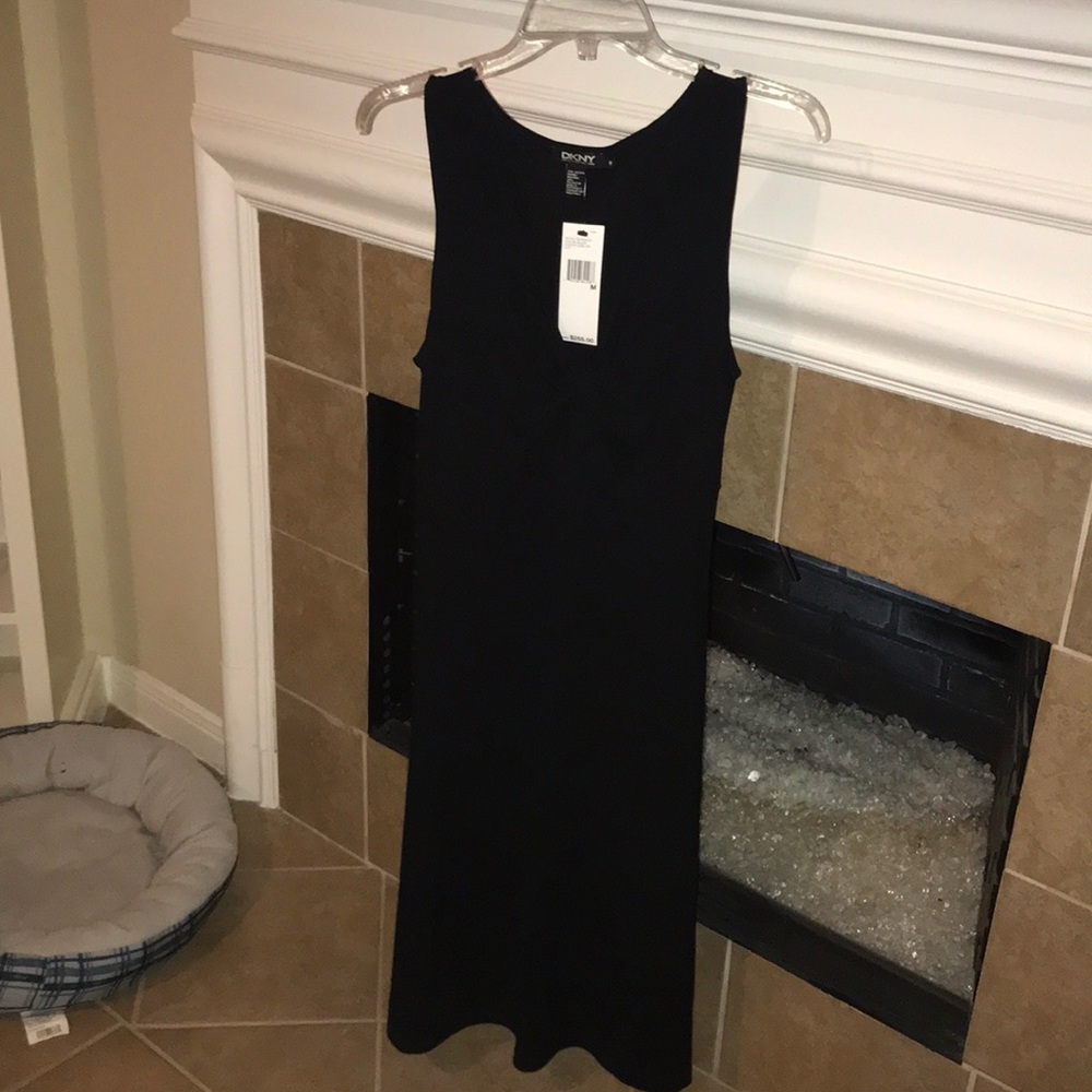 Full Length Donna Karen Dress. Size M. NWT.